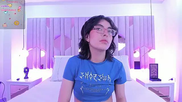 Im_Molly_Angel on StripChat 