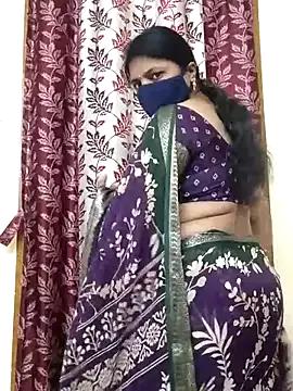 Indian-Indhuja on StripChat 