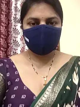 Indian-Indhuja on StripChat 