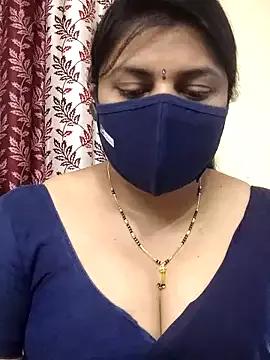 Indian-Indhuja on StripChat 