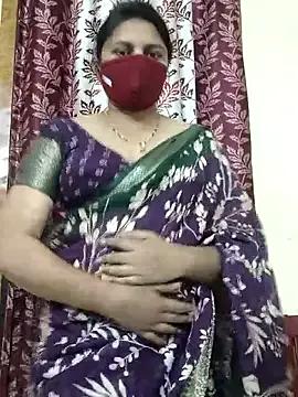 Indian-Indhuja on StripChat 