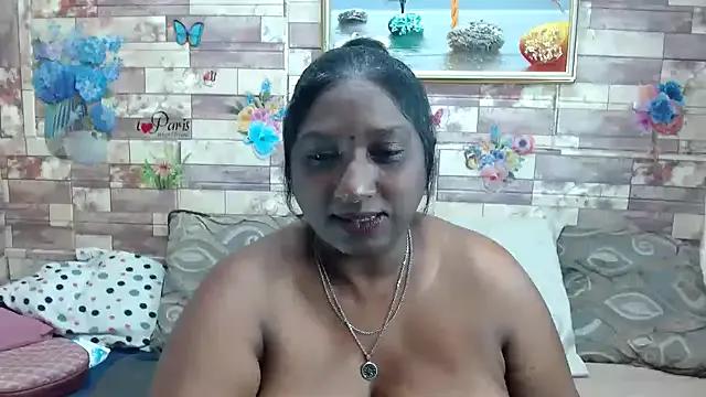 Indian_tracy on StripChat