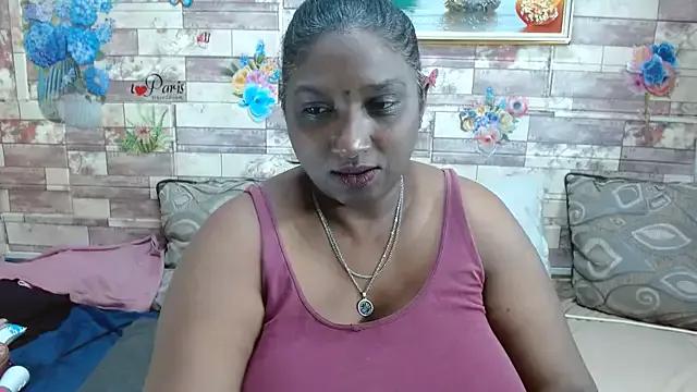 Indian_tracy on StripChat 