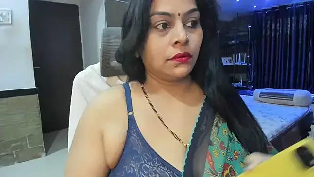 Indiancouple25 — Press naked boobs & couple show
