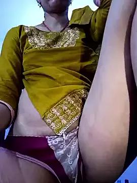 indiandesilive on StripChat 