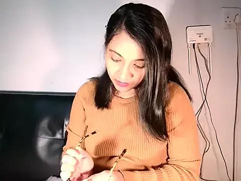 indiansweetflava on StripChat 