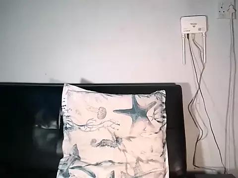 indiansweetflava on StripChat 