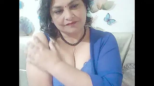 Indiansweetness77 on StripChat 