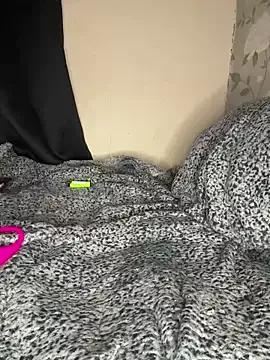indie-rayne on StripChat 