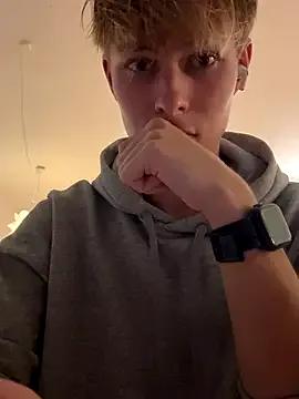 Innocentboyof on StripChat 