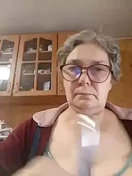 IrinaSweet54 on StripChat 