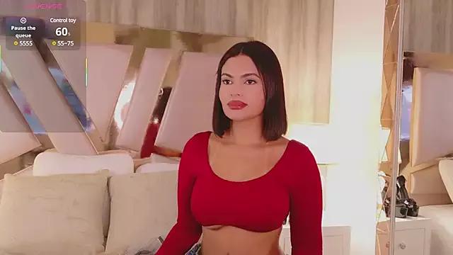 IrinaVelvet on StripChat 