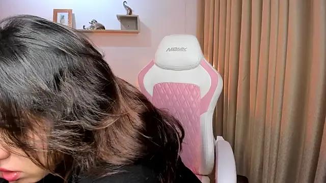 Irinna__C on StripChat 