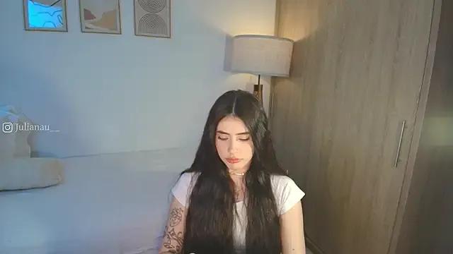 iriswest_ on StripChat 