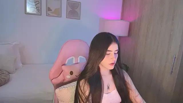 iriswest_ on StripChat 