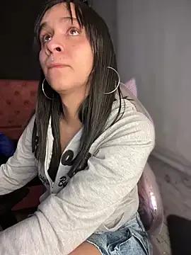 Isaabella_LS on StripChat