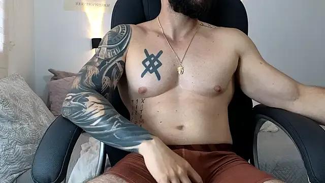 Isaac_Carter on StripChat 