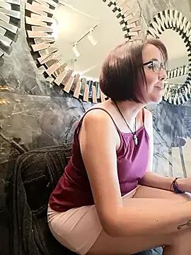 IsisBlake on StripChat 