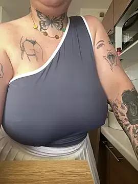it_is_spicy on StripChat 