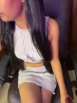 its_ur_flora — Remove ur skirt