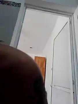 Izy_cute_ — Freechat on StripChat