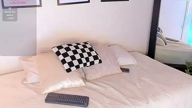 JannaFoxx_ on StripChat 