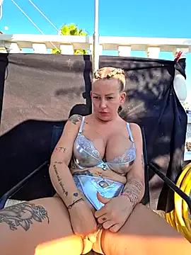 Jassy_Foxy on StripChat 