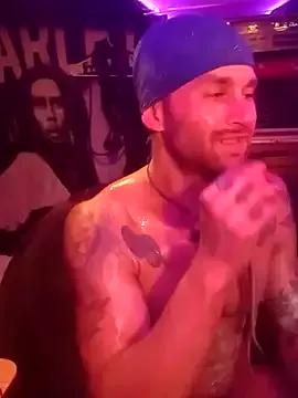 JaxxxRiott on StripChat 