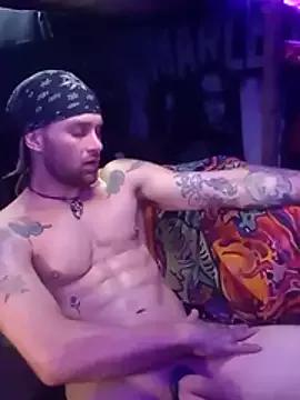 JaxxxRiott on StripChat 