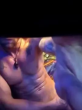 JaxxxRiott on StripChat 