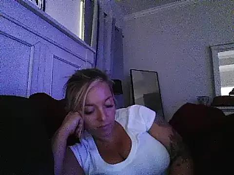 JennaLynn785 on StripChat 