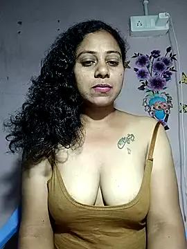 JENNIFERtamil on StripChat 