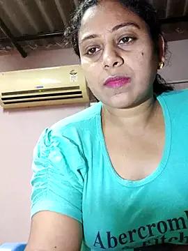 JENNIFERtamil on StripChat 