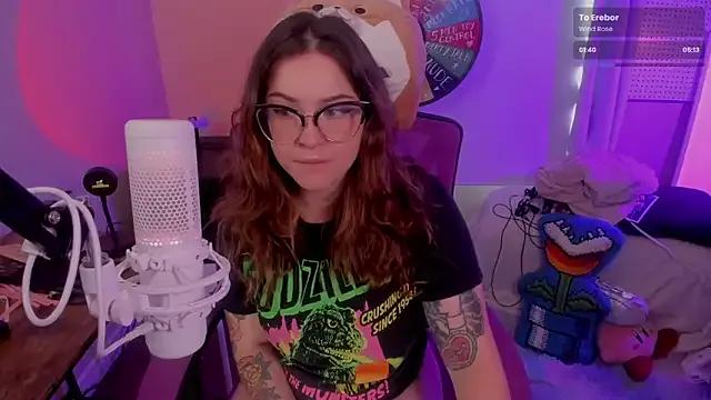 JennKenobi on StripChat 