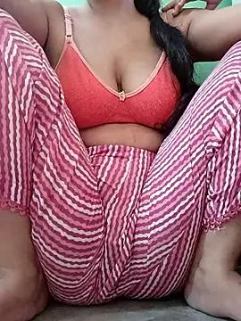 jenny4you on StripChat 