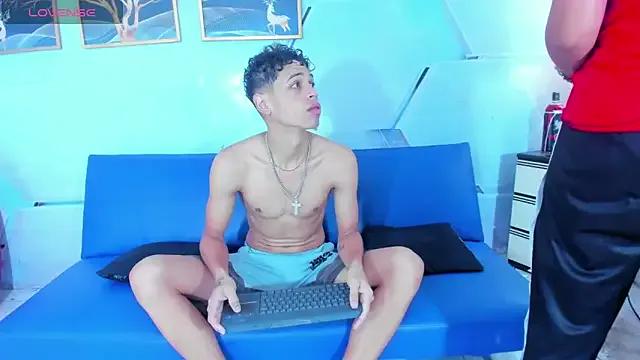 Jesse_and_joy on StripChat 
