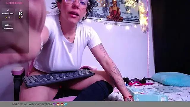 Jessi_Evans on StripChat 