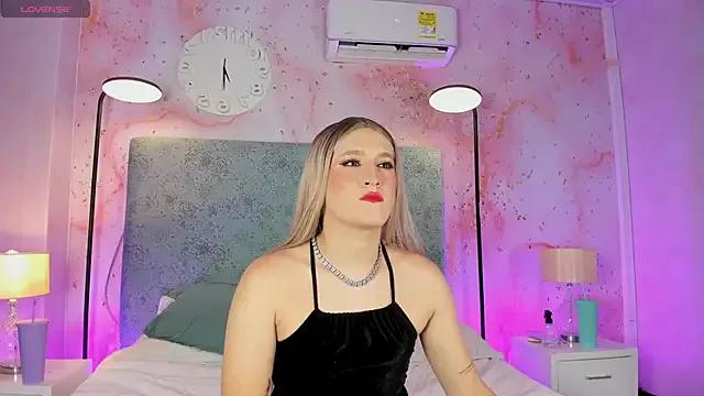 JESSI_NAOMI on StripChat 