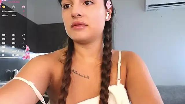 Jessiiexi on StripChat 