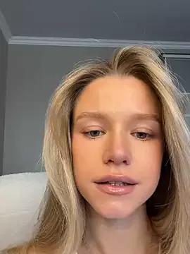 JessIsLove on StripChat 