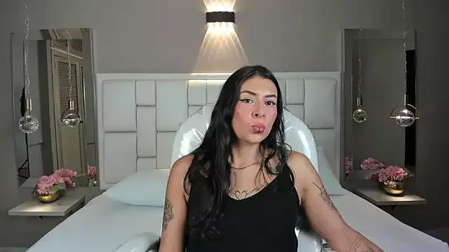 JessyEvans on StripChat 