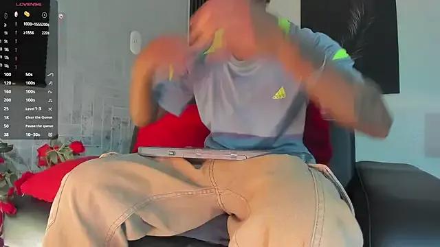 JhonyMiller_ — put the toy to the bottom