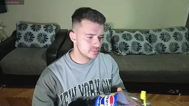 JohnnyStepBro — Lovense in, buzz it till i cum!!!