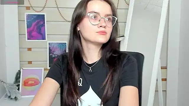 Josephine_jo on StripChat