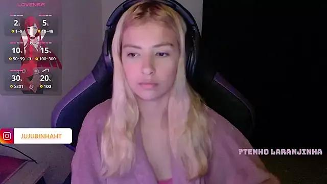 jujubinhahot on StripChat 