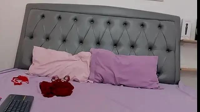 just-karla on StripChat