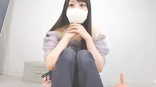 Kanna_queen_sss on StripChat 