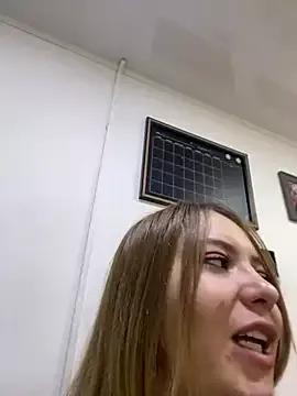 KatteAdams on StripChat 
