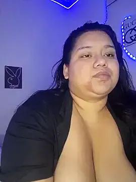 kattypeach1 on StripChat 
