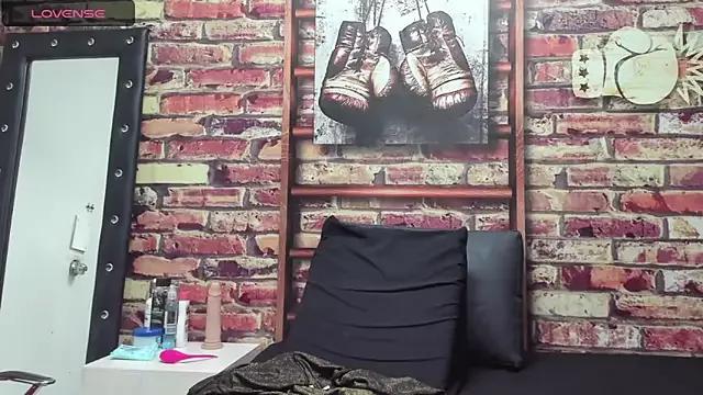 Kaya_Tate on StripChat 